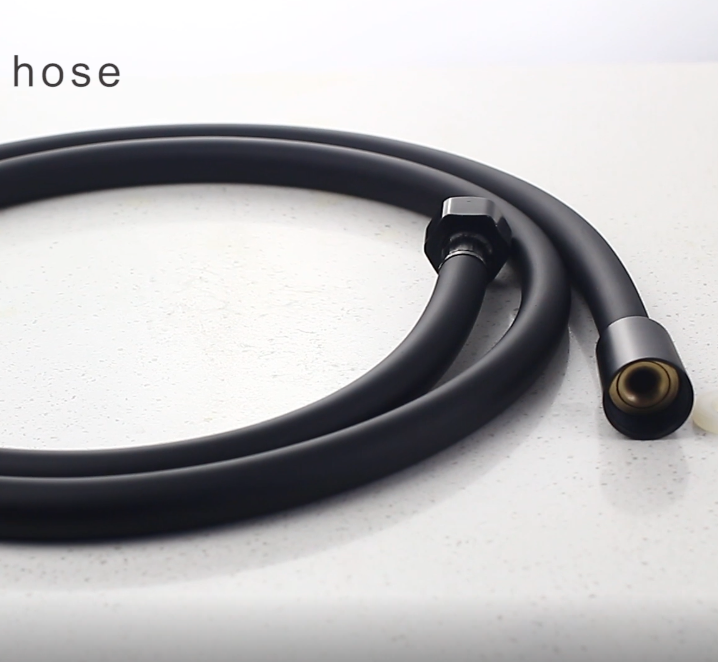 Premium Black Hose (1.5m)